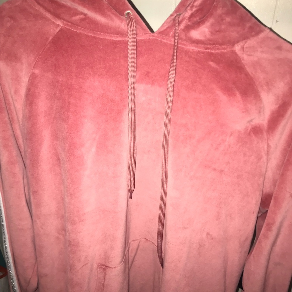 Jessica Simpson The Warmup Sweatshirt